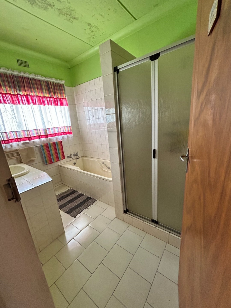 4 Bedroom Property for Sale in Hospitaalheuwel Free State